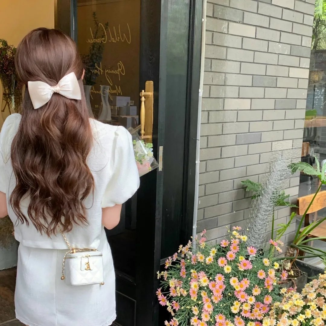龙凤店国语 封面